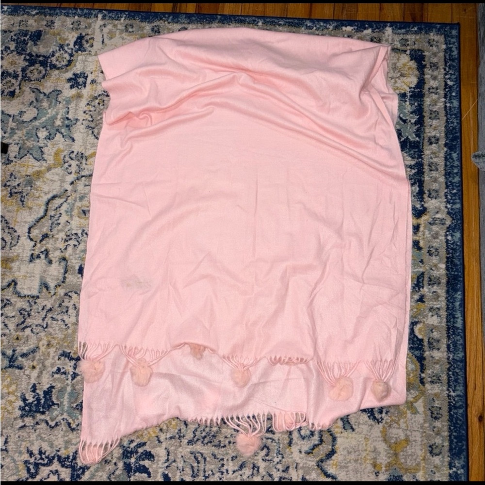 100% Cashmere Pink Scarf with Pom-Poms